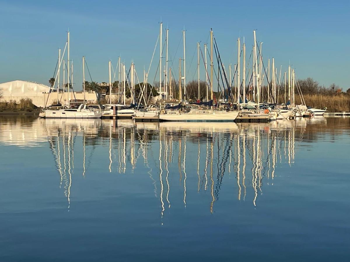 Studio - Les Pieds Dans L'Eau Agreable En Toutes Saisons 4 Couchages - Climatisation - Parking Prive - Piscine Sur Mer - Vue Magnifique Et Rare - Situation Optimum - Les Argonautes - Ile Des Pecheurs - Cap D'Agde Ngoại thất bức ảnh